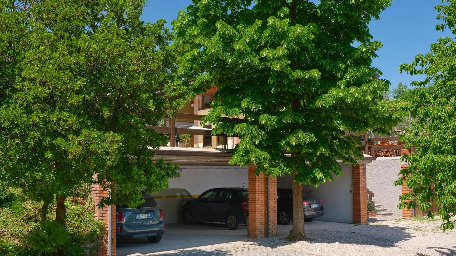 Cason Deglu Ulivi-Apt Country Rivoli Veronese Italy